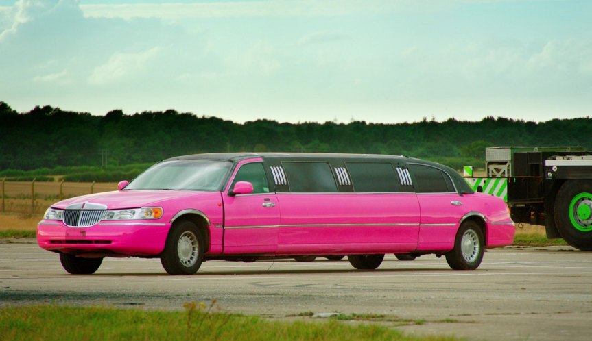 Tamworth Pink Limousine for trip